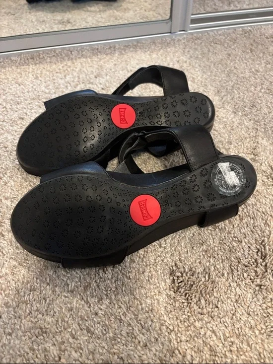 NWOT Camper Black Leather velcro closure wedge Sandals 7 - Picture 5 of 8